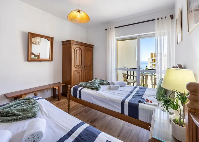 Skyline Haven Algarve – *